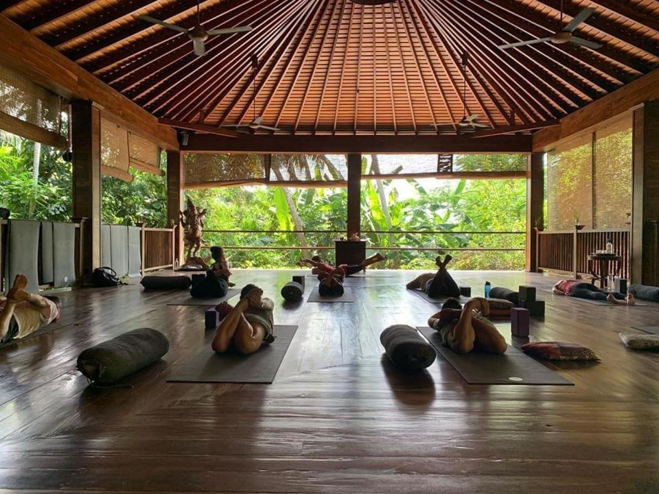 Sri Yoga Shala Unawatuna Exterior photo